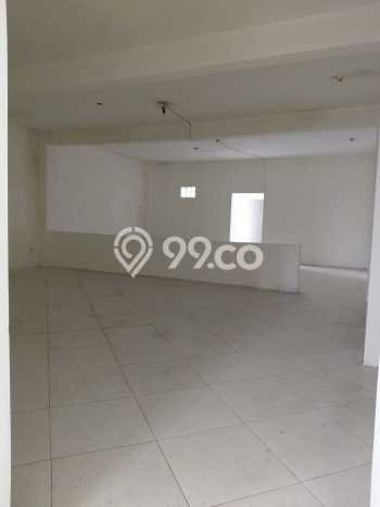 Lokasi Strategis! Dijual Komersial Bisnis di Kebomas, Gresik Kondisi Baik Lokasi Strategis! Dijual Komersial Bisnis di Kebomas, Gresik Kondisi Baik