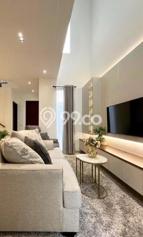 Rumah Elit Modern Siap Huni di Citraland Surabaya Rumah Elit Modern Siap Huni di Citraland Surabaya