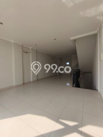 FOR RENT! Ruko di Summarecon Bekasi Cocok untuk Bisnis 194m2 FOR RENT! Ruko di Summarecon Bekasi Cocok untuk Bisnis 194m2