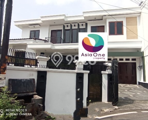 Jarang Ada! Rumah Sewa 4 Kamar Bagus Siap Huni Rawamangun Jarang Ada! Rumah Sewa 4 Kamar Bagus Siap Huni Rawamangun
