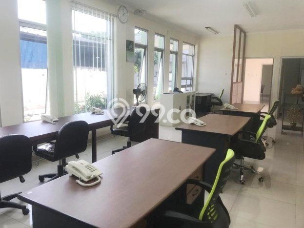 Lokasi Strategis! Dijual Kantor Bisnis di Cimanggis, Depok Kondisi Bagus Lokasi Strategis! Dijual Kantor Bisnis di Cimanggis, Depok Kondisi Bagus