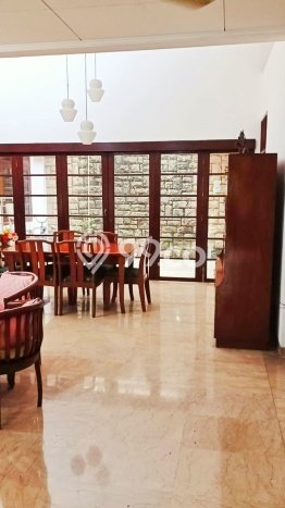 LOKASI TERBAIK! Vila di Tangerang, Luas 280m2m², Lingkungan Tenang dan nyaman LOKASI TERBAIK! Vila di Tangerang, Luas 280m2m², Lingkungan Tenang dan nyaman
