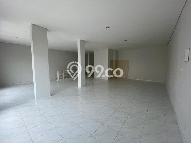 Ruko Dijual di Tangerang LT 81m2 & LB 162m2 Lokasi Terbaik! Ruko Dijual di Tangerang LT 81m2 & LB 162m2 Lokasi Terbaik!