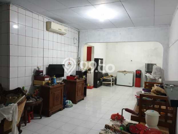 Ready to Use! Luxury House LT 135m2 Desain Elegan di Rawamangun Ready to Use! Luxury House LT 135m2 Desain Elegan di Rawamangun