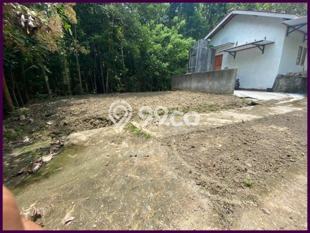 Lahan Dijual Lokasi Sleman, Sleman dengan Luas Tanah 90m2 dan Status SHM Lahan Dijual Lokasi Sleman, Sleman dengan Luas Tanah 90m2 dan Status SHM