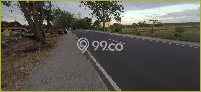 Tanah Komersial Kawasan Kulonprogo, Luas 98m², Akses Mudah Tanah Komersial Kawasan Kulonprogo, Luas 98m², Akses Mudah