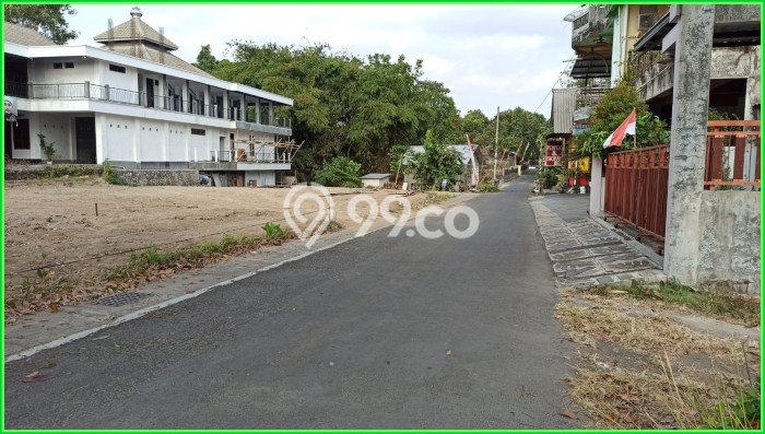Tanah Komersial Kawasan Sleman, Luas 230m², Lokasi Strategis Tanah Komersial Kawasan Sleman, Luas 230m², Lokasi Strategis