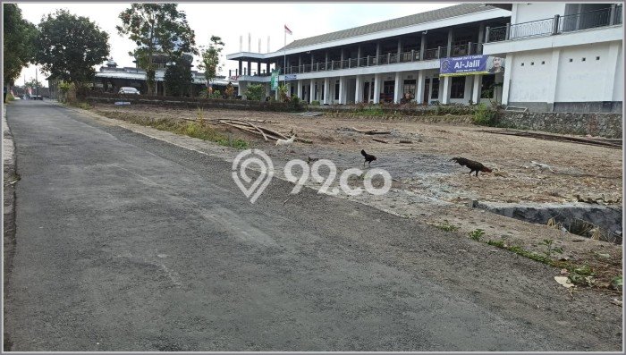 AREA PROSPEKTIF! Tanah di Sleman, Luas 230m², Dekat Transportasi, Kawasan Potensial AREA PROSPEKTIF! Tanah di Sleman, Luas 230m², Dekat Transportasi, Kawasan Potensial