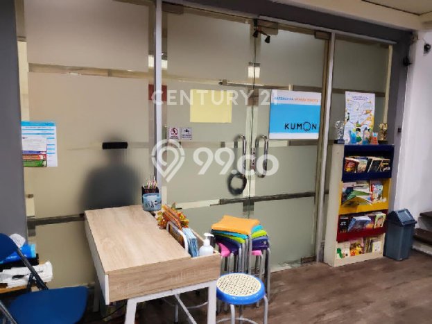 Komersial Bagus Dijual LB 71m2 Lokasi Strategis Jakarta Selatan Area Cocok untuk Bisnis Komersial Bagus Dijual LB 71m2 Lokasi Strategis Jakarta Selatan Area Cocok untuk Bisnis