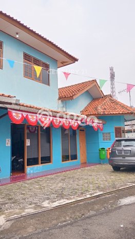 Jual Rumah Luas Megah Dengan View Eksklusif di Cijantung, Jakarta Timur Jual Rumah Luas Megah Dengan View Eksklusif di Cijantung, Jakarta Timur
