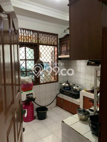 Jual Rumah Luas Megah Dengan View Eksklusif di Kayu Putih, Jakarta Timur Jual Rumah Luas Megah Dengan View Eksklusif di Kayu Putih, Jakarta Timur