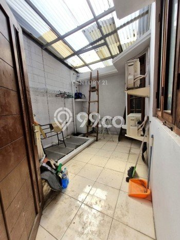 Hunian Nyaman Asri 3 KT Siap Huni di Bintaro Tangerang Selatan Hunian Nyaman Asri 3 KT Siap Huni di Bintaro Tangerang Selatan