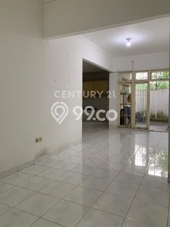 Dijual Rumah Luas Elegan Dengan View Eksklusif di Bambu Apus, Jakarta Timur Dijual Rumah Luas Elegan Dengan View Eksklusif di Bambu Apus, Jakarta Timur