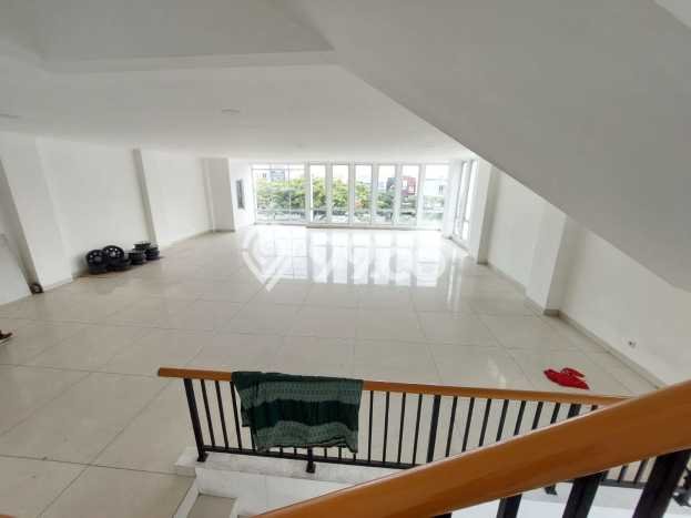Unit Ruko Dijual di Bekasi LT 528m2 & LB 1150m2 Unit Ruko Dijual di Bekasi LT 528m2 & LB 1150m2