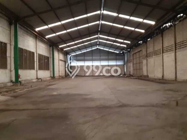 Gudang Disewa di Cileungsi, Bogor, LT 2451m2 / LB 2451m2 Gudang Disewa di Cileungsi, Bogor, LT 2451m2 / LB 2451m2