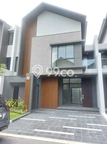 Disewakan Rumah Murah di Summarecon Crown Gading Bekasi dengan 3 Kamar Tidur Disewakan Rumah Murah di Summarecon Crown Gading Bekasi dengan 3 Kamar Tidur