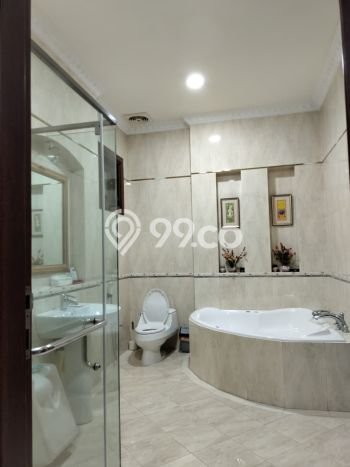 Rumah Mewah LB 650m2 Siap Huni Desain Elegan di Sunter, Jakarta Utara Rumah Mewah LB 650m2 Siap Huni Desain Elegan di Sunter, Jakarta Utara