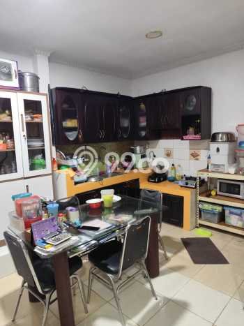 Rumah Luas Asri 3 KT Siap Pakai di harapan indah Bekasi Rumah Luas Asri 3 KT Siap Pakai di harapan indah Bekasi