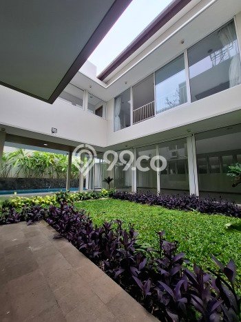 Sewa Rumah Nyaman LT 270m2 / LB 400m2 di Menteng Dalam, Jakarta Selatan Sewa Rumah Nyaman LT 270m2 / LB 400m2 di Menteng Dalam, Jakarta Selatan