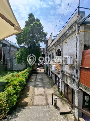 Unit Komersial disewakan di Kebayoran Baru Jakarta Selatan dengan LT 632m2 / LB 600m2 Unit Komersial disewakan di Kebayoran Baru Jakarta Selatan dengan LT 632m2 / LB 600m2