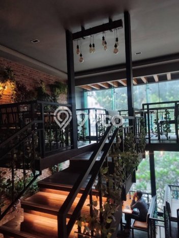 Unit Komersial Tersedia di Senopati Spesifikasi LB 181m2 Unit Komersial Tersedia di Senopati Spesifikasi LB 181m2