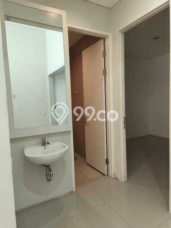 For Sale Hunian Rumah Terawat 2 Kamar di Citraland, Surabaya For Sale Hunian Rumah Terawat 2 Kamar di Citraland, Surabaya