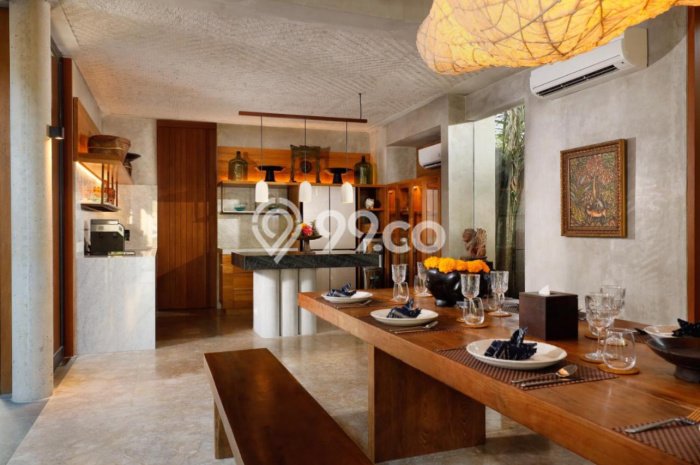 Vila Kawasan , Area 885m2m², Lokasi Strategis Vila Kawasan , Area 885m2m², Lokasi Strategis