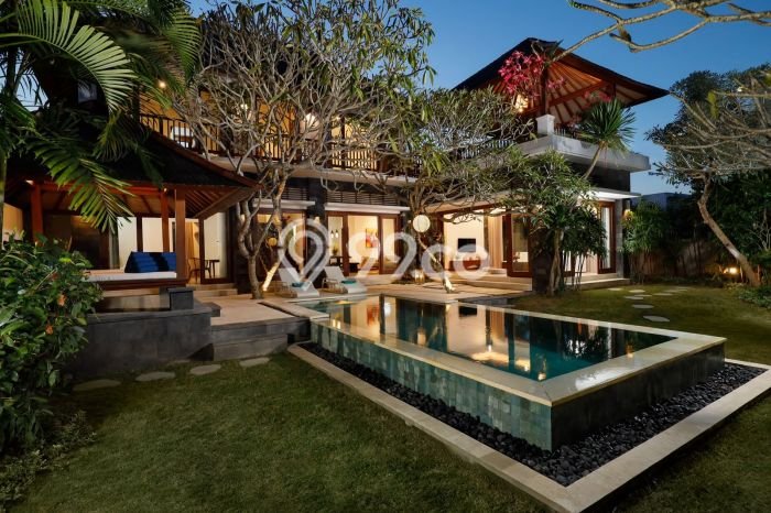 Vila Terawat Kawasan , Dimensi 564m2m², Kawasan Asri dan nyaman Vila Terawat Kawasan , Dimensi 564m2m², Kawasan Asri dan nyaman