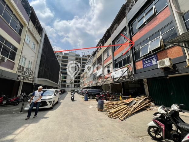 Ruko Bagus Dijual di Grogol Jakarta Barat Lokasi Strategis Cocok untuk Kembangkan Bisnis Ruko Bagus Dijual di Grogol Jakarta Barat Lokasi Strategis Cocok untuk Kembangkan Bisnis