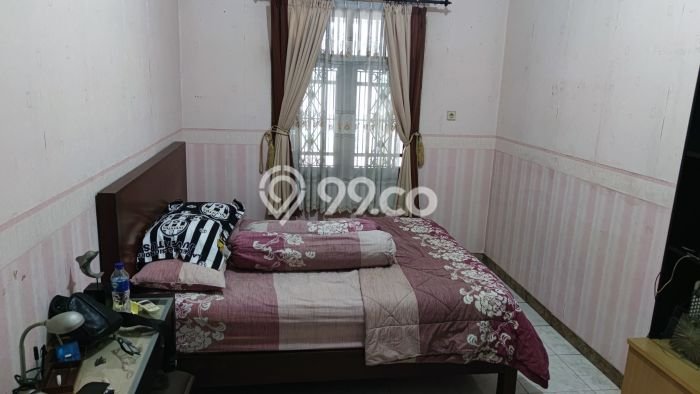 BEST DEAL! Rumah di Pedurungan, 4 KT, Dekat Fasilitas Umum, Luas 140m² LB 300m² BEST DEAL! Rumah di Pedurungan, 4 KT, Dekat Fasilitas Umum, Luas 140m² LB 300m²