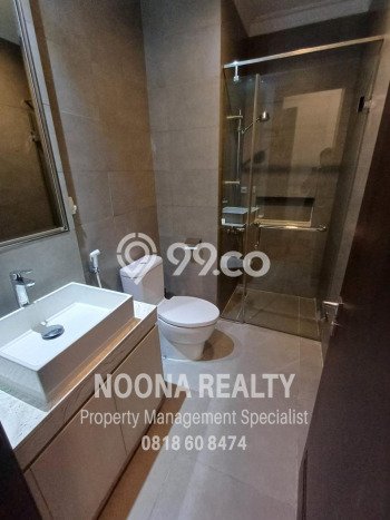 Apartemen Disewakan 2 Kamar Hemat Siap Huni di Jakarta Selatan, Luas 133m2 Apartemen Disewakan 2 Kamar Hemat Siap Huni di Jakarta Selatan, Luas 133m2