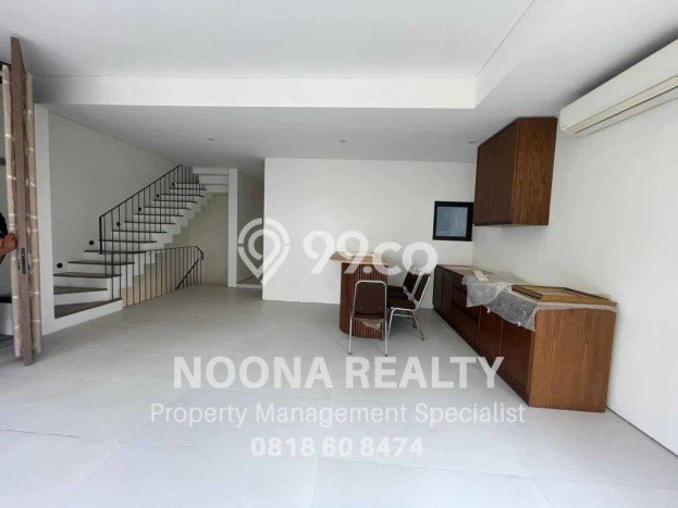 Rumah Sewa Jakarta Selatan LT 100m2 LB 280m2 Kawasan Antasari Rumah Sewa Jakarta Selatan LT 100m2 LB 280m2 Kawasan Antasari