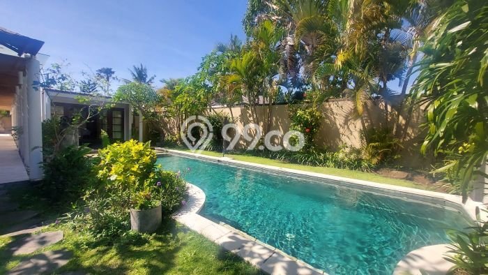 Hunian Elit LB 247m2 Siap Pakai Desain Elegan di Sanur, Denpasar Hunian Elit LB 247m2 Siap Pakai Desain Elegan di Sanur, Denpasar
