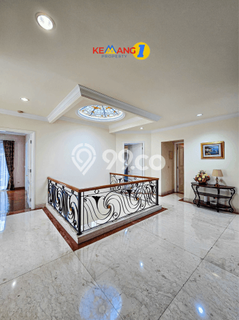 Rumah Elit Modern Tanpa Renovasi di Kemanggisan Jakarta Barat Rumah Elit Modern Tanpa Renovasi di Kemanggisan Jakarta Barat