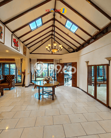 Rumah Mewah LB 350m2 Siap Pakai Desain Elegan di Lebak Bulus, Jakarta Selatan Rumah Mewah LB 350m2 Siap Pakai Desain Elegan di Lebak Bulus, Jakarta Selatan