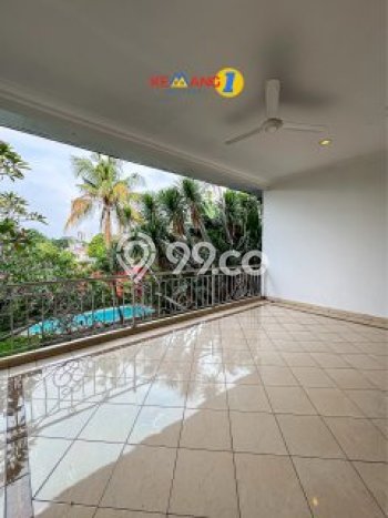 Ready to Use! Luxury House LT 868m2 Desain Elegan di Kemang Ready to Use! Luxury House LT 868m2 Desain Elegan di Kemang