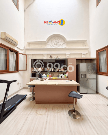Siap Huni Rumah Mewah 7 Kamar di Cilandak Dekat ke Mana Saja Siap Huni Rumah Mewah 7 Kamar di Cilandak Dekat ke Mana Saja