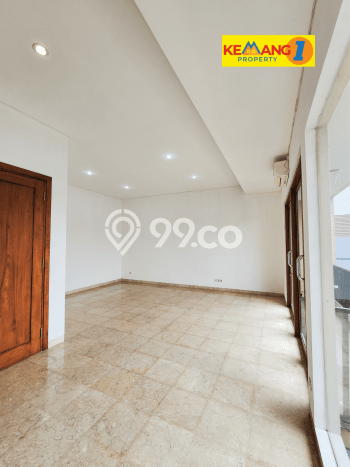 For Sale! Luxury House LT 260m2 Desain Elegan di Kemang For Sale! Luxury House LT 260m2 Desain Elegan di Kemang