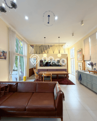 Jual Rumah Mewah Megah Dengan View Cantik di Pejaten, Jakarta Selatan Jual Rumah Mewah Megah Dengan View Cantik di Pejaten, Jakarta Selatan