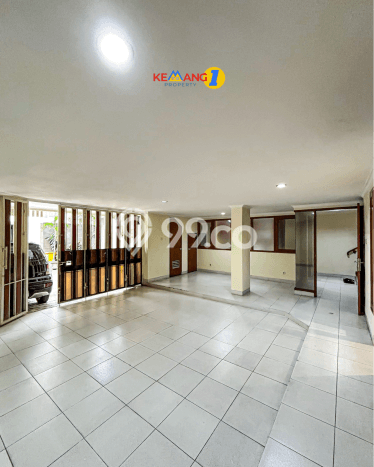 For Sale! Premium House LT 126m2 Desain Modern di Kemang For Sale! Premium House LT 126m2 Desain Modern di Kemang