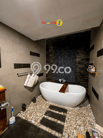 For Sale! Premium House LT 200m2 Desain Modern di Kemang For Sale! Premium House LT 200m2 Desain Modern di Kemang