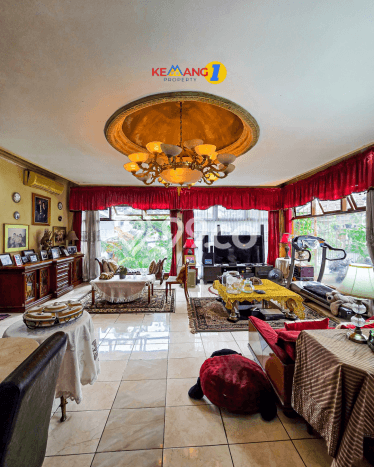 Dijual Rumah Premium dengan Fasilitas Sekitar Komplit di Tebet, Jakarta Selatan Dijual Rumah Premium dengan Fasilitas Sekitar Komplit di Tebet, Jakarta Selatan