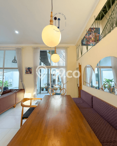Jual Rumah Mewah Megah Dengan View Cantik di Pejaten, Jakarta Selatan Jual Rumah Mewah Megah Dengan View Cantik di Pejaten, Jakarta Selatan