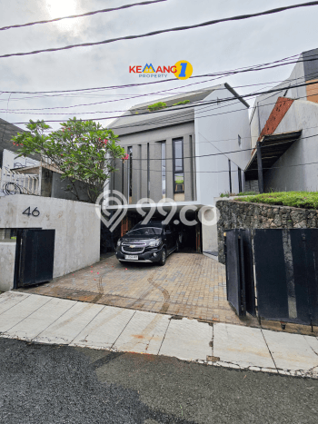 Rumah Elit LB 260m2 Siap Huni Desain Elegan di Kemang, Jakarta Selatan Rumah Elit LB 260m2 Siap Huni Desain Elegan di Kemang, Jakarta Selatan