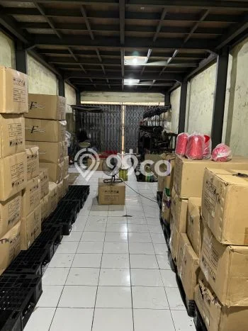 Unit Ruko Dijual di Jakarta Barat LT 151m2 & LB 300m2 Unit Ruko Dijual di Jakarta Barat LT 151m2 & LB 300m2