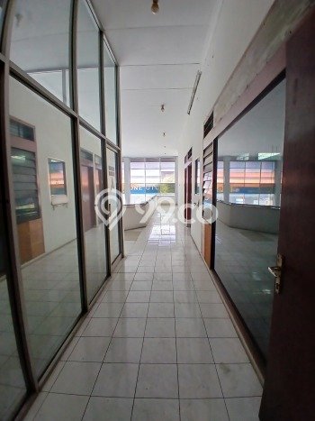 Dijual! Ruko di Dr Cipto Mangunkusomo Semarang LT 920m2 / LB 1560m2 Kawasan Bisnis Dijual! Ruko di Dr Cipto Mangunkusomo Semarang LT 920m2 / LB 1560m2 Kawasan Bisnis