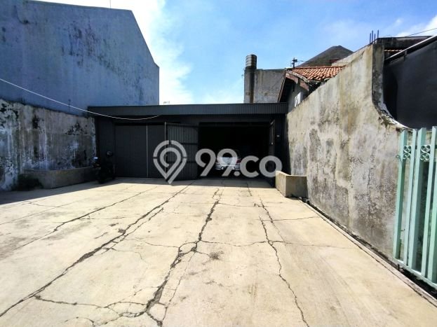 Dijual Rumah Premium dengan Fasilitas Sekitar Lengkap di Semarang Tengah, Semarang Dijual Rumah Premium dengan Fasilitas Sekitar Lengkap di Semarang Tengah, Semarang