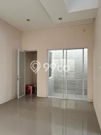 Disewakan Rumah Murah di BSB City Semarang dengan 3 Kamar Tidur Disewakan Rumah Murah di BSB City Semarang dengan 3 Kamar Tidur