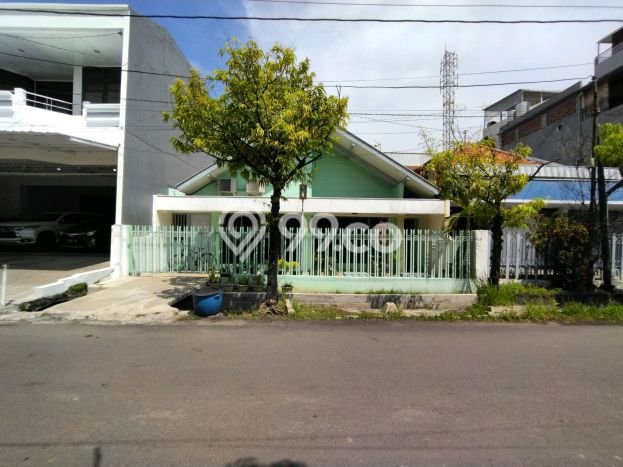 Dijual Rumah Premium dengan Fasilitas Sekitar Lengkap di Semarang Tengah, Semarang Dijual Rumah Premium dengan Fasilitas Sekitar Lengkap di Semarang Tengah, Semarang