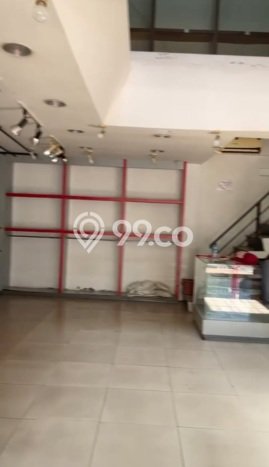 Ruko untuk disewa di Semarang Tengah punya LT 80m2 & LB 160m2 harga sewa kompetitif Ruko untuk disewa di Semarang Tengah punya LT 80m2 & LB 160m2 harga sewa kompetitif